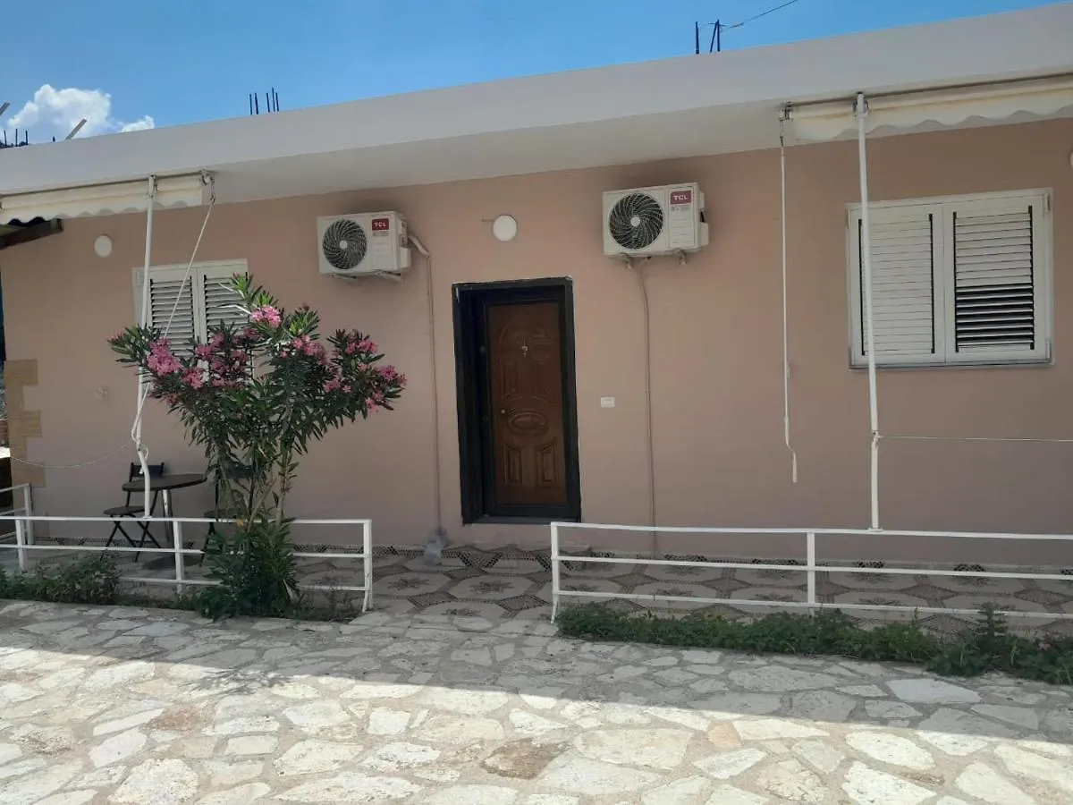 Vila Zaho Dhërmi 0*,